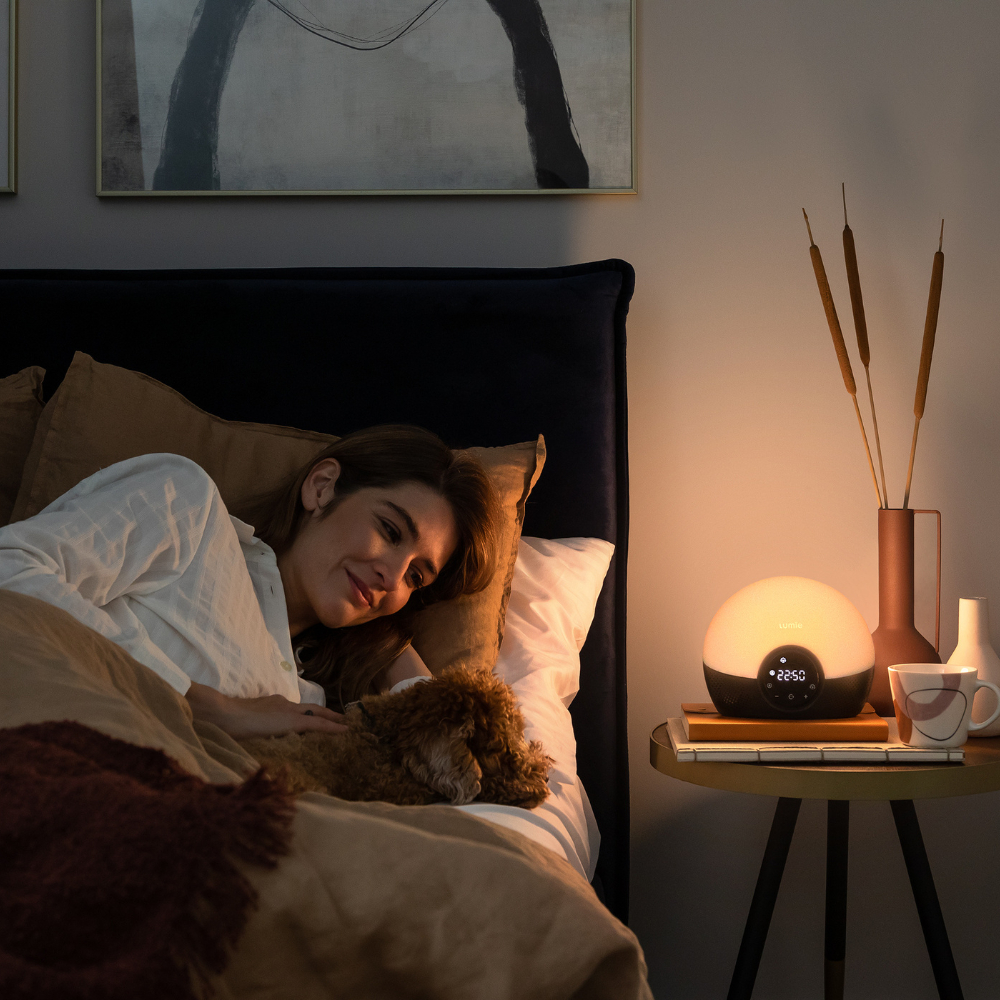 Bodyclock Glow 150 – šviesos žadintuvas su 10 garsų ir baltuoju triukšmu