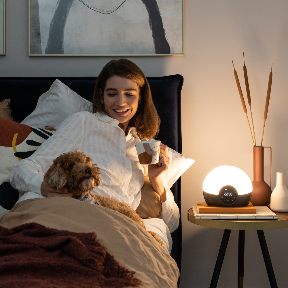 Bodyclock Glow 150 – šviesos žadintuvas su 10 garsų ir baltuoju triukšmu