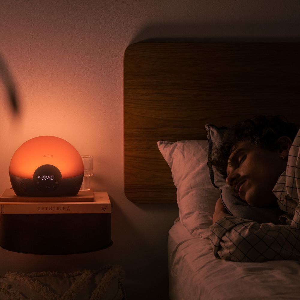 Bodyclock Glow 150 – šviesos žadintuvas su 10 garsų ir baltuoju triukšmu