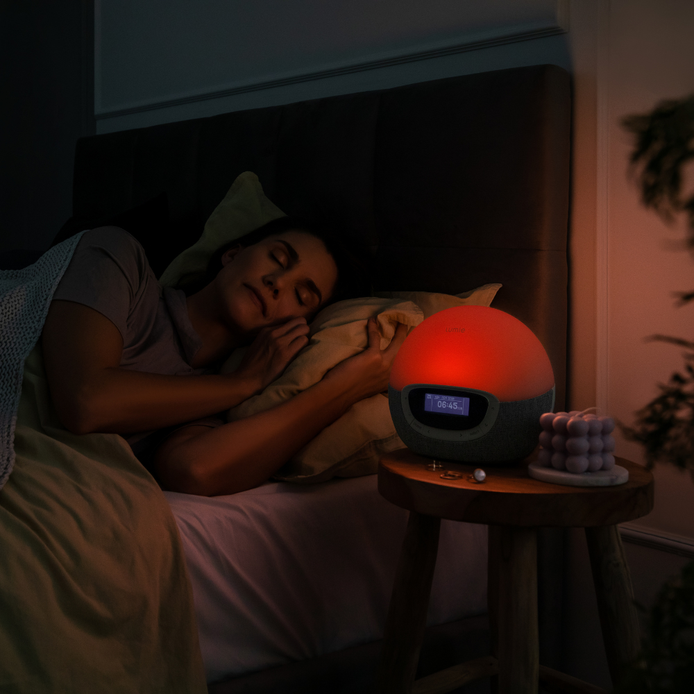 Bodyclock Shine 300 – šviesos žadintuvas su radiju, baltuoju triukšmu ir 15 garsų