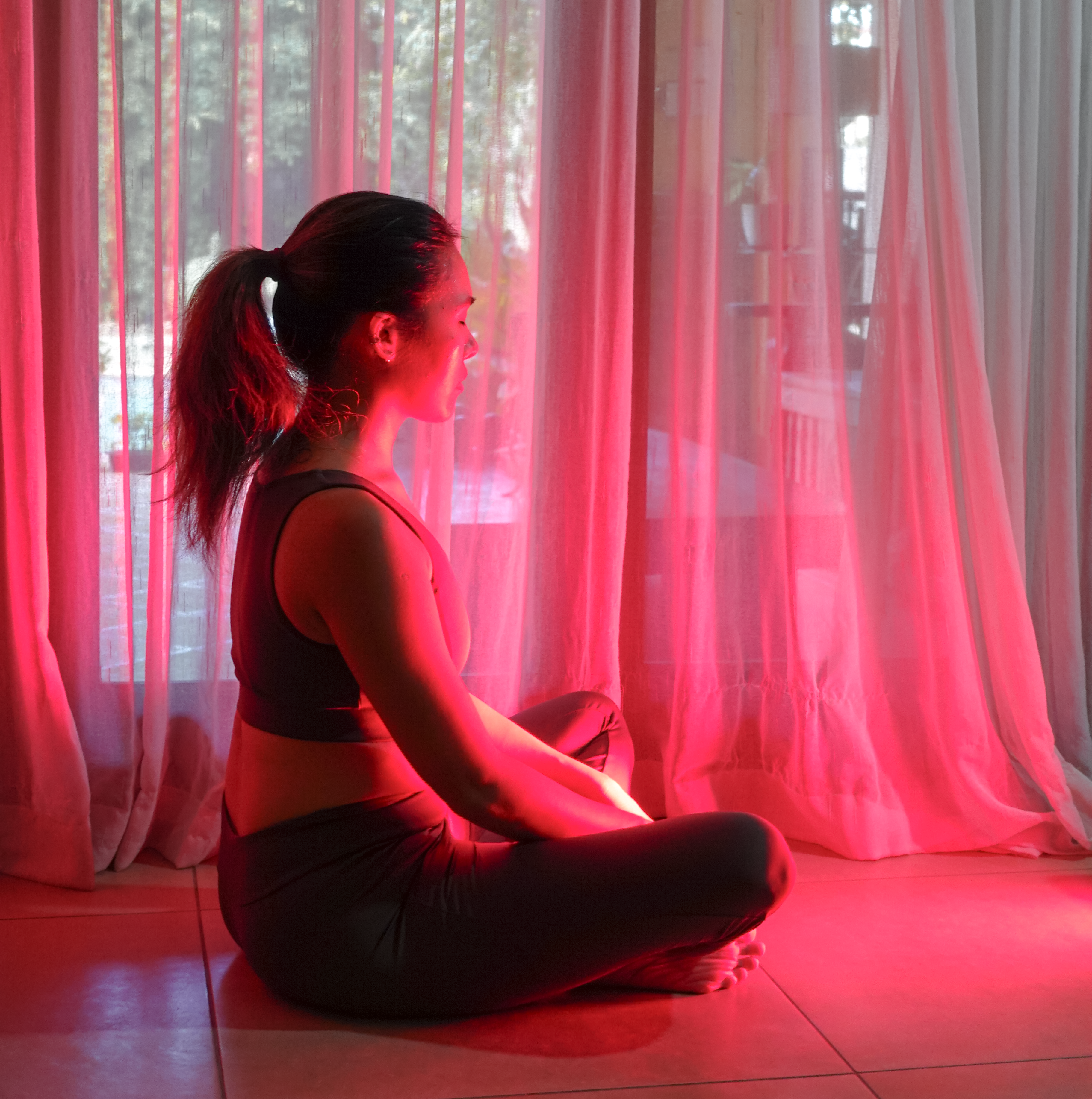 Luminousred® Essential terapinė raudonos šviesos ir artimų infraraudonųjų spindulių (NIR) lempa