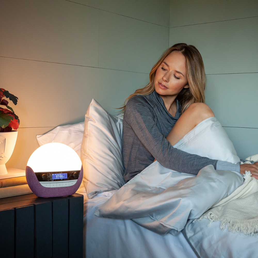 Bodyclock Luxe 750DAB – šviesos žadintuvas su baltuoju triukšmu, 20 garsų, "Bluetooth" jungtimi