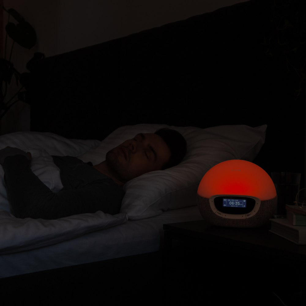 Bodyclock Shine 300 – šviesos žadintuvas su radiju, baltuoju triukšmu ir 15 garsų