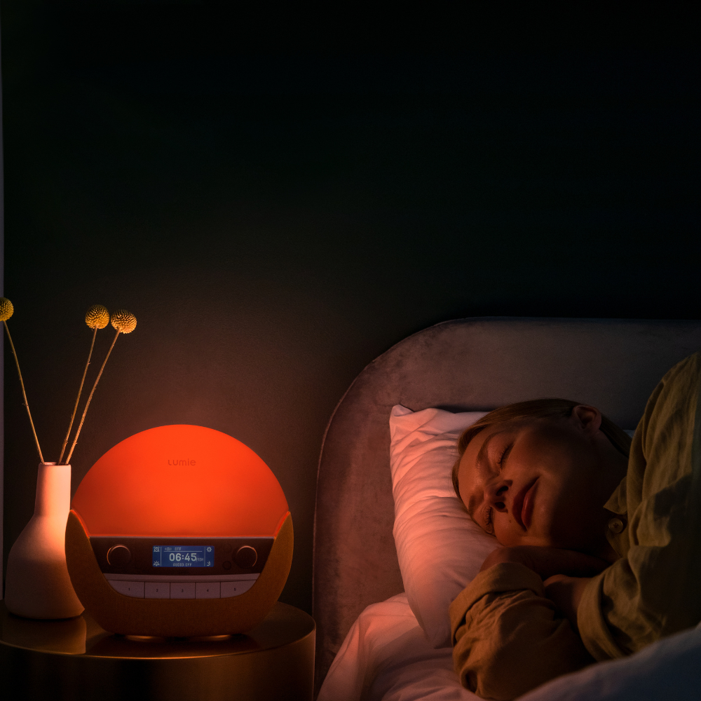 Bodyclock Luxe 750DAB – šviesos žadintuvas su baltuoju triukšmu, 20 garsų, "Bluetooth" jungtimi